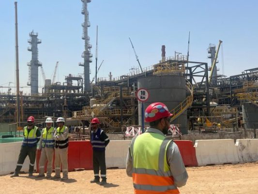 عاجل .. مصر تنجز 84 % من مشروع انوبك العملاق لزيادة الطاقة التكريرية البترولية بجنوب البلاد