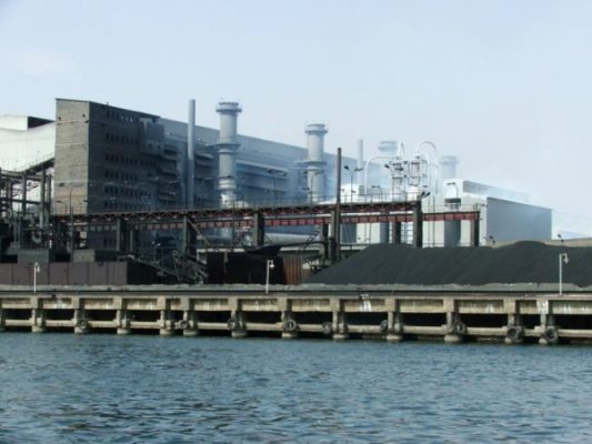 للتحول للطاقة الخضراء .. السبائك الحديدية تعتزم طرح محطة للطاقة الشمسية بقدرة 65 ميجاوات