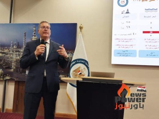 وزير البترول : دعوة 20 مستثمر مصرى للاستثمار فى تنمية الحقول المتقادمة