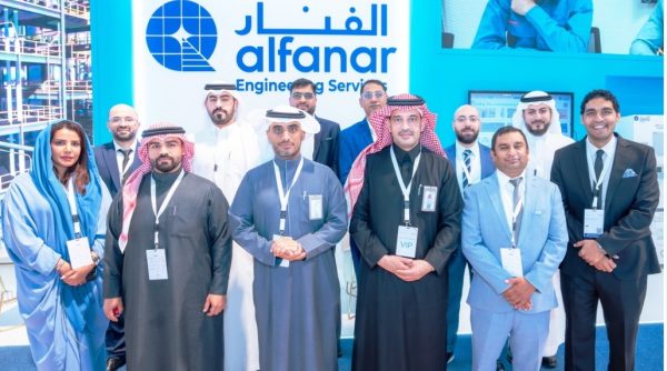 الفنار للخدمات الهندسية تشارك كراعٍ ذهبي في اجتماع سابك الفني 2025