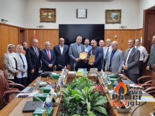 تكريم خاص للاعب شركة الإسكندرية لتوزيع الكهرباء  لحصوله على الميدالية الذهبية فى بطولة كأس العالم للقوى البدنية