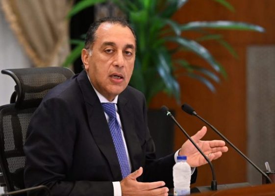 رئيس الوزراء يُشكل 