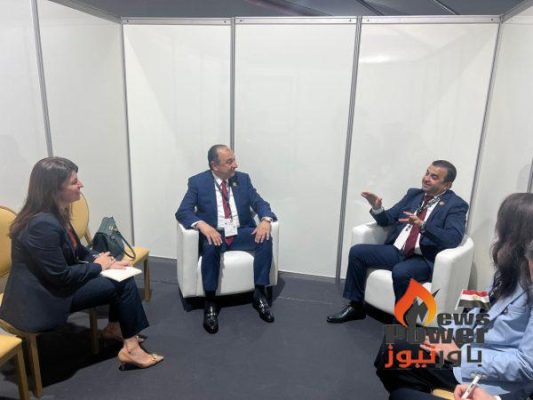 على هامش قمة الأعمال الأمريكية – الأفريقية بلواندا.. وزير قطاع الأعمال العام يلتقي وزير الطاقة والمناجم الجزائري لبحث توسيع آفاق التعاون الاستثماري والشراكة