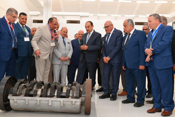 وزير قطاع الأعمال العام ورئيس الهيئة العربية للتصنيع يؤكدان أهمية الاستفادة من القدرات التصنيعية الوطنية لتصنيع قطع الغيار بتقنيات الطباعة ثلاثية الأبعاد