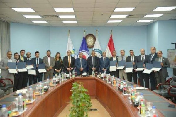 تسليم شهادات اجتياز تدريب المدربينToT ضمن برنامج بناء القدرات التشغيلية لشركة أنوبك