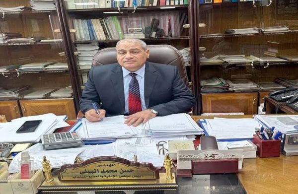 لتقليل نسب الفقد وتحسين الخدمة المقدمة للمواطنين.. رئيس شمال القاهرة للتوزيع يتابع دوريا نسب تغيير وتركيب العدادات (مرخص - كودي)