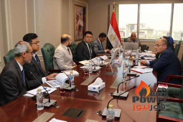 وزير الكهرباء يتابع مع اجيماك