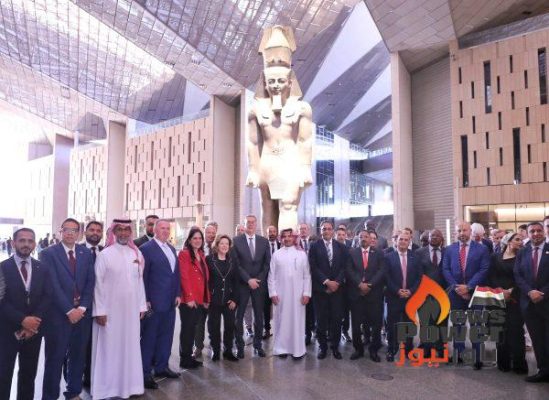وزير البترول والثروة المعدنية يقود جولة لكبار الضيوف في المتحف المصري الكبير