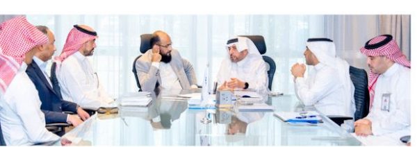 وفد من أرامكو السعودية يزور مدينة الفنار