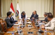 وزير قطاع الأعمال العام يبحث مع السفير الهندي بالقاهرة فرص تعزيز التعاون الصناعي والاستثماري