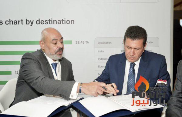 لتعظيم القيمة المضافة وزيادة التصدير .. المصرية للفوسفات توقع مع موفينج فيرت اتفاق تصدير خام الفوسفات عالى التركيز