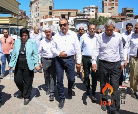 وزير قطاع الأعمال العام في زيارة ميدانية موسعة لشركة الإسكندرية للأدوية.. يتفقد المصانع وخطوط الإنتاج لمتابعة سير العمل وموقف المشروعات