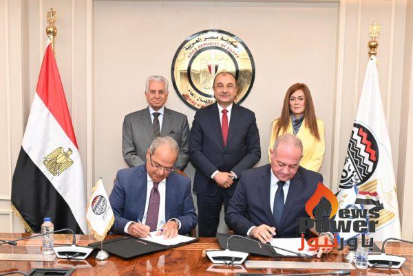 وزير قطاع الأعمال العام يشهد توقيع بروتوكول تعاون بين الوزارة والأكاديمية العربية للعلوم الإدارية والمالية والمصرفية لتعزيز التدريب وتنمية الكوادر البشرية