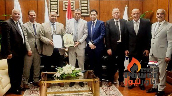 البتروكيماويات المصرية توقع بروتوكول تعاون مع امداد للصناعات الميكانيكية