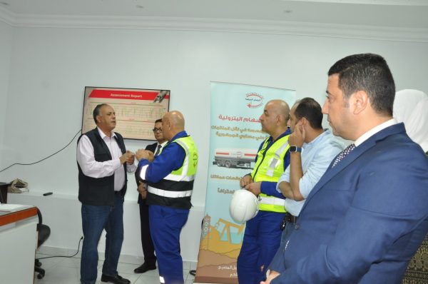 رئيس هيئة البترول يتفقد مركز تدريب القيادة الامنة بشركة السهام البترولية