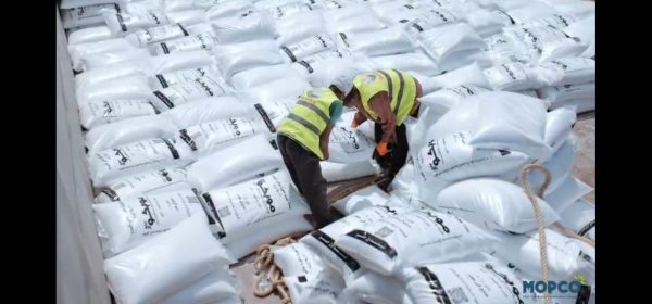 في إنجاز نوعي لدعم الزراعة وتفعيل النقل النهري.. 