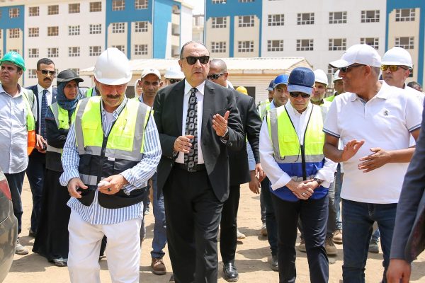 وزير قطاع الأعمال العام يتفقد مشروع إنشاء مجمع مدارس تنفذه شركة النصر للمقاولات بالجيزة.. ويؤكد على تكثيف العمل لضمان جاهزيتها للعام الدراسي الجديد