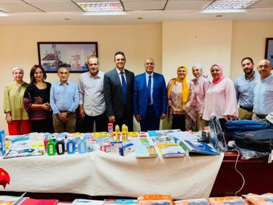 خدمات البترول البحرية (PMS) تفتتح معرض “المستلزمات المدرسية” للعاملين بالمركز الرئيسي