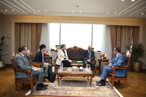 وزير قطاع الأعمال العام يستقبل سفير اليابان بالقاهرة لبحث فرص تعزيز التعاون والاستثمار المشترك