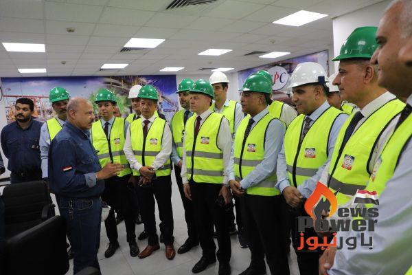 رئيس نقابة البترول يزور بتروكيماويات الإسكندرية: عباس صابر يصفها بالصرح الصناعي الاستراتيجي.. وأحمد موقع يؤكد أن العمال هم الثروة الحقيقية