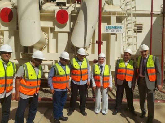 بالصور ..جولة نائب وزير الكهرباء صباح مشالى الميدانية داخل مواقع الكهرباء بأسوان وجامعة اسوان