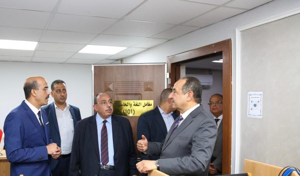 المهندس محمد شيمي يزور مركز معلومات قطاع الأعمال العام ويوجّه بوضع استراتيجية شاملة للنهوض بأدائه