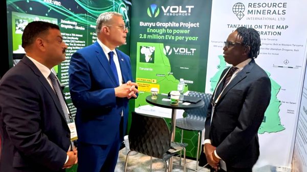 وزير البترول يشارك في افتتاح المؤتمر الإفريقي الأسترالي للتعدين والطاقة 