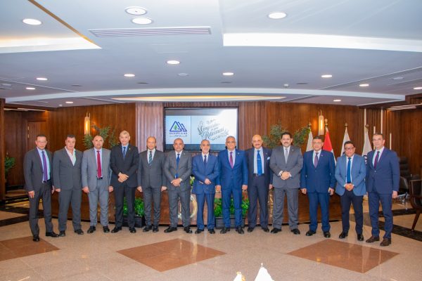 غاز مصر تكرم محسن مطاوع وتامر فهمي تقديراً لعطائهما ودعمهما لقطاع الغاز والبترول