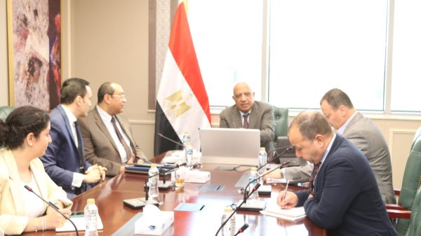 وزير الكهرباء يبحث مع سكاتك النرويجية التعاون في الطاقة المتجددة وتوطين البطاريات