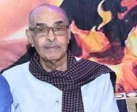 المهندس علي عنوس رئيس شركة توب للخدمات الكهربائية  وجميع العاملين يتقدمون بخالص العزاء للمهندس أحمد فتحي