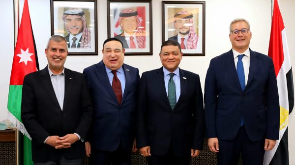 وزير البترول في زيارة رسمية للأردن لدعم التكامل في قطاع الغاز الطبيعي