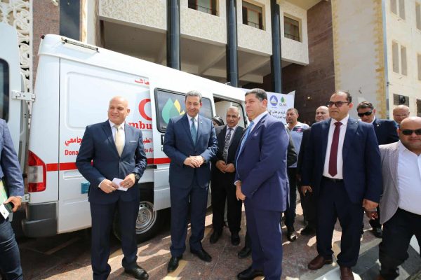 شركة دمياط لإسالة الغاز الطبيعي تتبرع بسيارة إسعاف لمستشفى الأزهر الجامعي بدمياط الجديدة