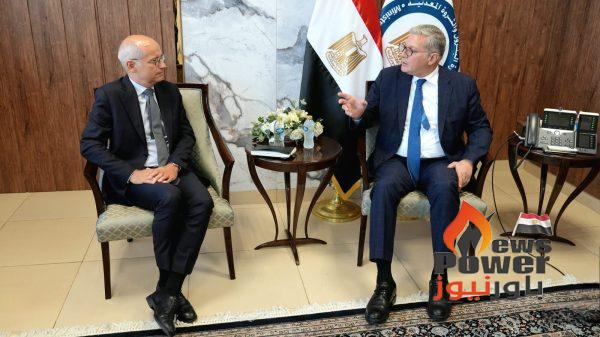 وزير البترول يبحث مع توتال إنرجيز الفرنسية الإستفادة بفرص الإستثمار وتعزيز التعاون في شرق المتوسط