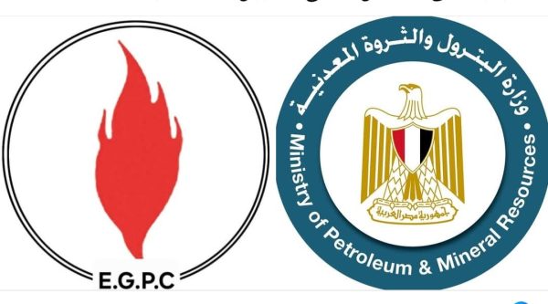 رئيس هيئة البترول يتابع اداء المركز الطبي للعاملين بقطاع البترول بالأسكندرية