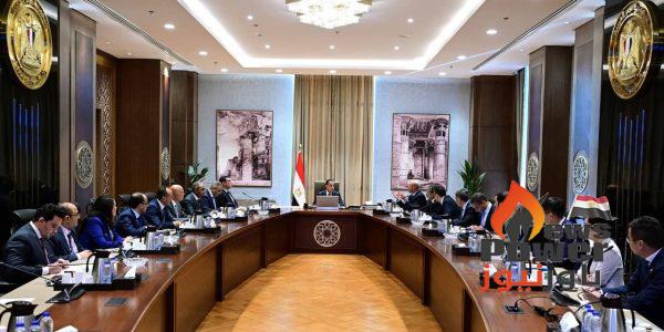 رئيس الوزراء يلتقي نائب رئيس مجموعة 