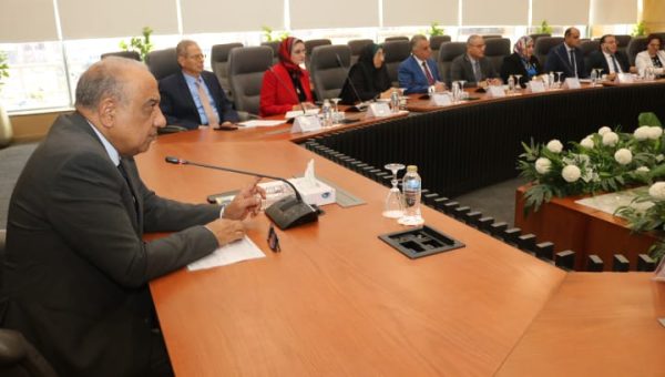 وزير الكهرباء: خطة شاملة لإعادة هيكلة قطاع الكهرباء وتعزيز الحوكمة والشفافية وفصل الشركة المصرية لنقل الكهرباء كمشغل مستقل للشبكة القومية