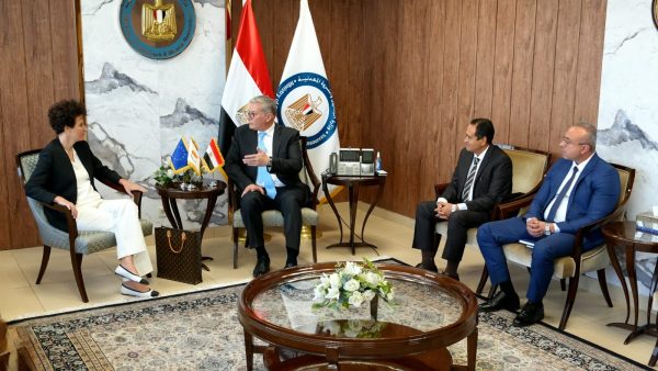 قبرص تبدي رغبتها بالتعاون مع مصر في قطاع التعدين