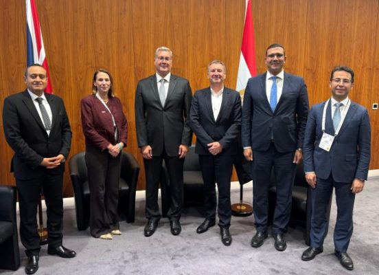 وزير البترول يختتم لقاءاته في قمة لندن بلقاء نائب رئيس إكسون موبيل العالمية واكوينور النرويجية