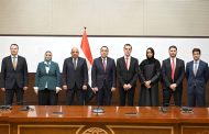 رئيس الوزراء  يشهد مراسم توقيع اتفاقية تعاون بين  المصرية لنقل الكهرباء وشركة 
