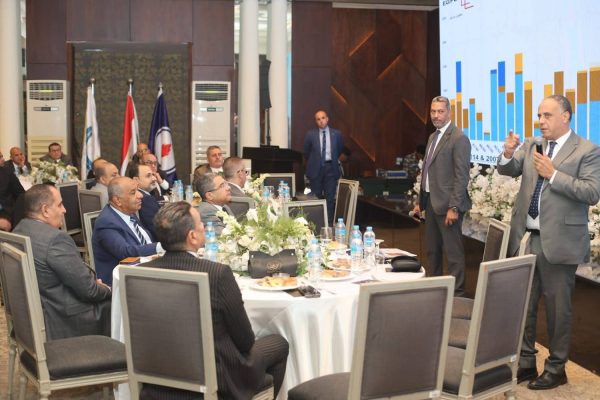الهيئة المصرية العامة للبترول تعقد اجتماعًا موسعًا لشركات الإنتاج لمناقشة استراتيجية مضاعفة الإنتاج والاحتياطيات