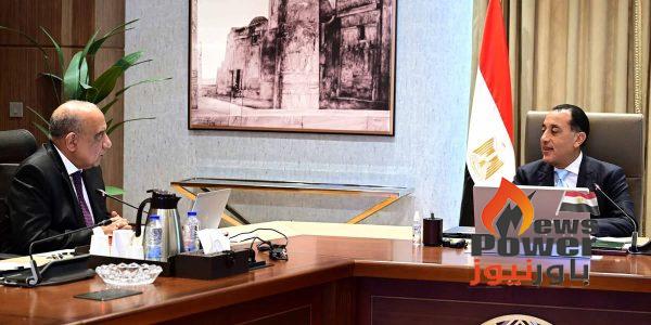 رئيس الوزراء يتابع عددا من ملفات عمل وزارة الكهرباء والطاقة المتجددة