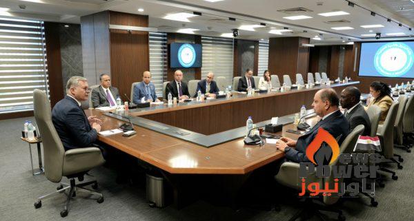 وزير البترول والثروة المعدنية يبحث تعزيز التعاون مع مؤسسة التمويل الأفريقية