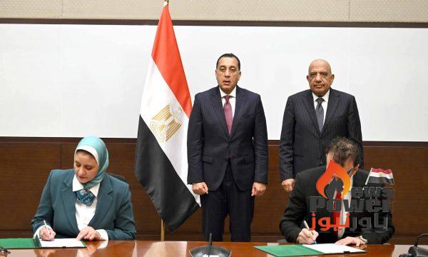 رئيس الوزراء يشهد مراسم توقيع اتفاقية تعاون بين المصرية لنقل الكهرباء وشركة 