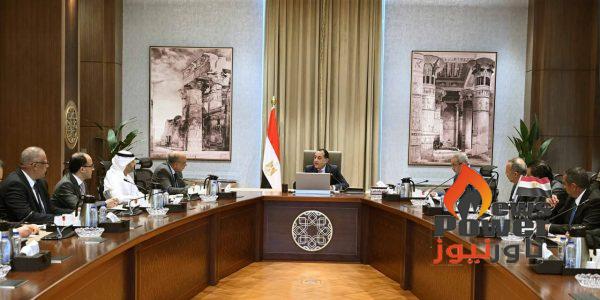 رئيس الوزراء يلتقى مسئولي شركتي 