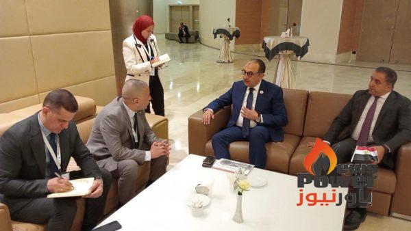 وزير قطاع الأعمال العام يلتقي المدير العام لمؤسسة تطوير صناعة السيارات في الجزائر لبحث التعاون المشترك في مجال المركبات