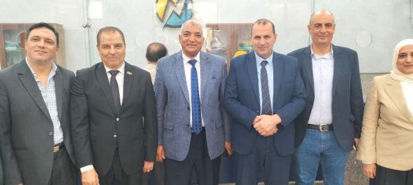 الدستاوي وشمعة يفتتحان مركز خدمة العملاء بمدينة أبو قرقاص بمحافظة المنيا