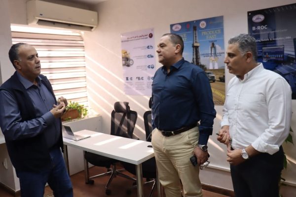 المهندس صلاح عبد الكريم يتابع خطة بدر الدين للبترول لمضاعفة الإنتاج ويدشن مركز المتابعة اللحظية