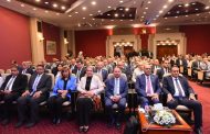 وزير العمل يفتتح ندوة توعوية بشأن قانون العمل الجديد بشركة ايجاس