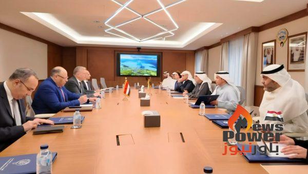 وزير البترول والثروة المعدنية يبحث مع وزير الكهرباء والماء ورئيس هيئة الاستثمار الكويتية تعزيز الاستثمارات المشتركة في مجالات البترول والتعدين