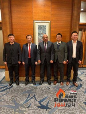 وزير الكهرباء والطاقة المتجددة يبحث مع مجموعة شركات صاني الصينية التعاون فى مجالات الطاقة المتجددة وتصنيع مهمات طاقة الرياح والطاقة الشمسية.